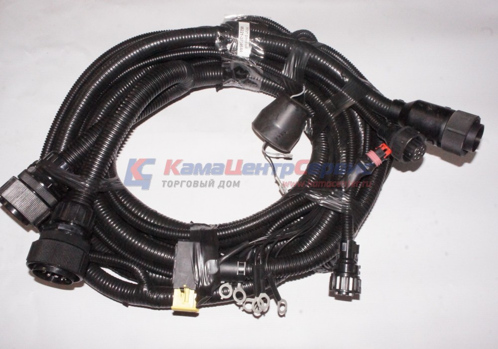 Пучок задний на раму правый 65221-3724644