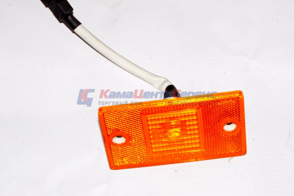 Фонарь габаритный боковой желтый НЕФАЗ 4442-3731